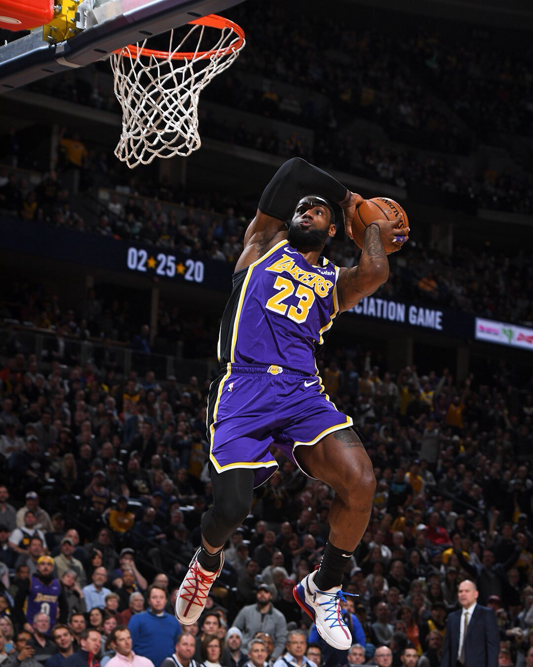 延续至更远 延续至更远