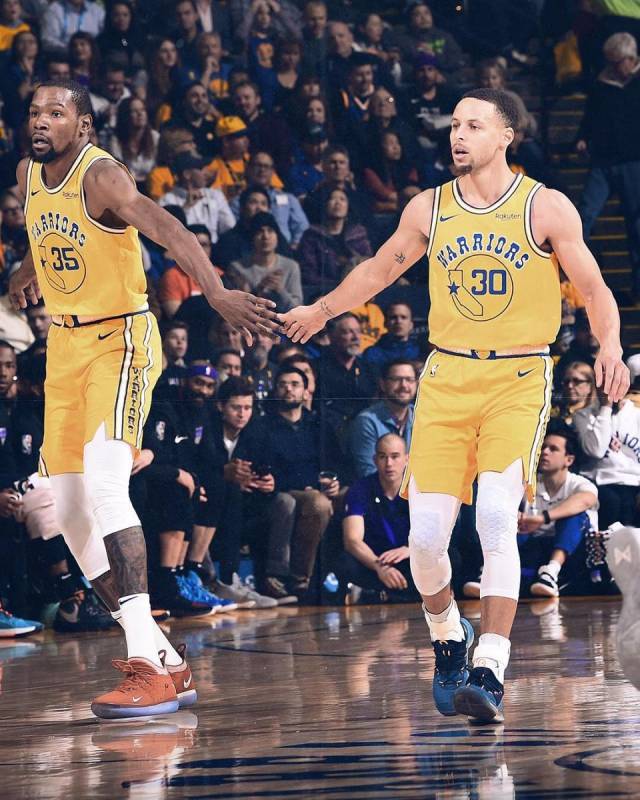 球的竞争加 球的竞争加