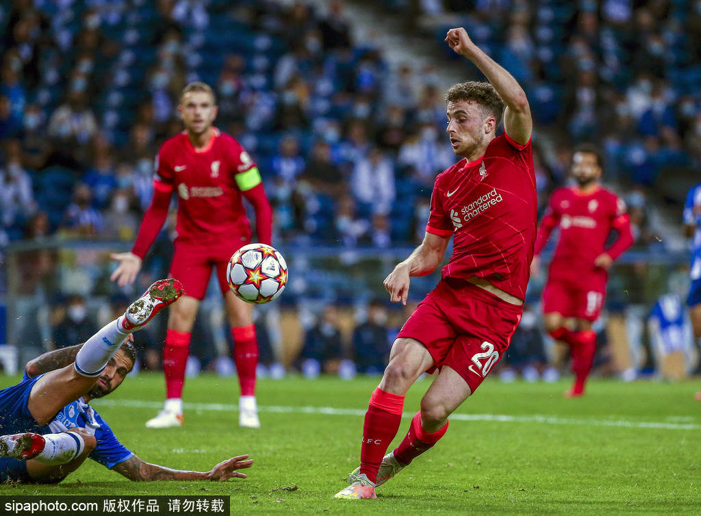 中场核心 中场核心